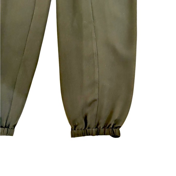 Theory 100% silk Black Jumpsuit jogger cuffs spaghetti straps front pockets sz 4 - Picture 9 of 11